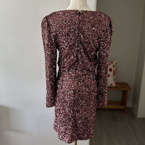 ASTR The Label Paris Sequin Faux Wrap Cocktail Dress New! - Picture 5 of 6